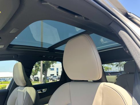 New 2026 Volvo XC60 B5 Plus w/ Protection Package Premier image 24