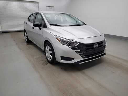 Used 2024 Nissan Versa S w/ Trunk Package image 13