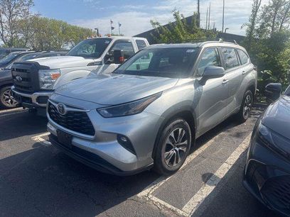 Certified 2024 Toyota Highlander XLE