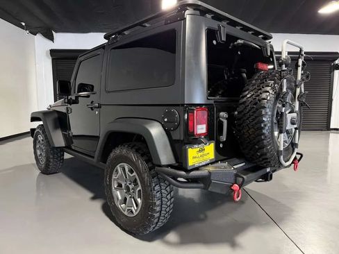 Used 2015 Jeep Wrangler Rubicon w/ Power Convenience Group AWD/4WD image 4
