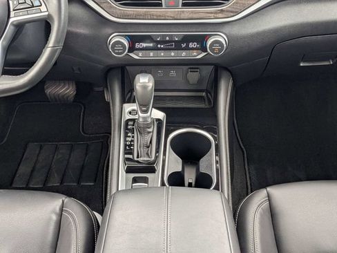 Used 2024 Nissan Altima 2.5 SL FWD image 17