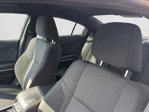 Used 2020 Dodge Charger SXT RWD image 15