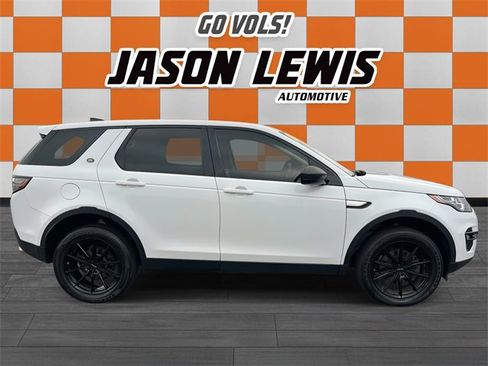 Used 2017 Land Rover Discovery Sport HSE image 2