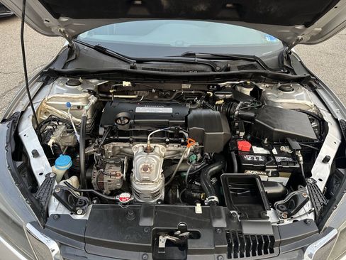 Used 2013 Honda Accord LX image 14