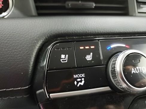 Used 2023 Honda Pilot Elite image 37