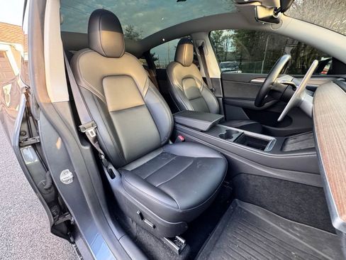 Used 2023 Tesla Model Y Long Range image 15