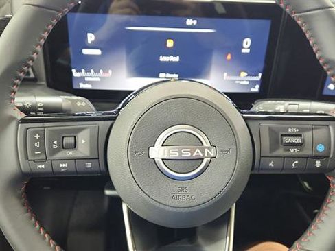 Certified 2025 Nissan Kicks SR image 39