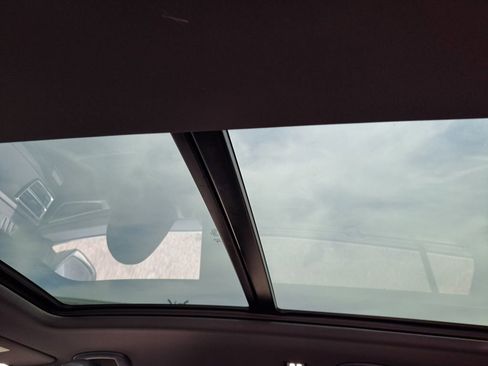 New 2026 Volkswagen Atlas Cross Sport SEL Premium R-Line image 25