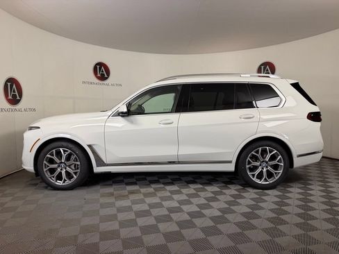 Certified 2024 BMW X7 xDrive40i AWD/4WD image 9