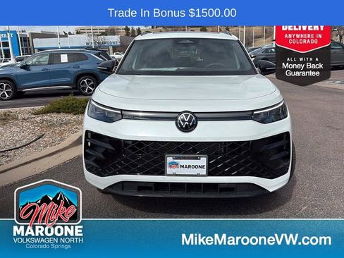 New 2026 Volkswagen Tiguan SE R-Line image 2