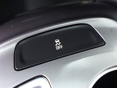 Used 2022 Chevrolet Malibu LT FWD image 26