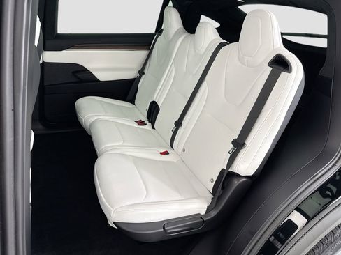 Used 2023 Tesla Model X AWD/4WD image 20