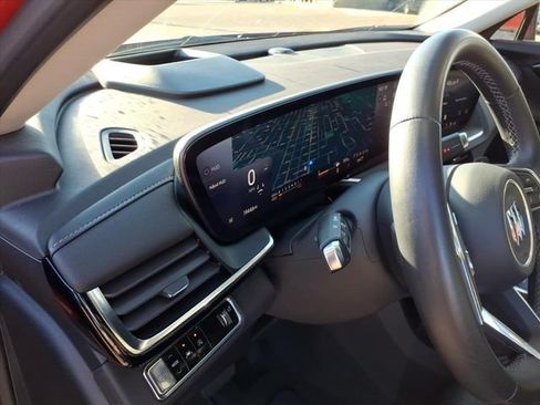 Used 2025 Buick Envision Preferred AWD/4WD image 19