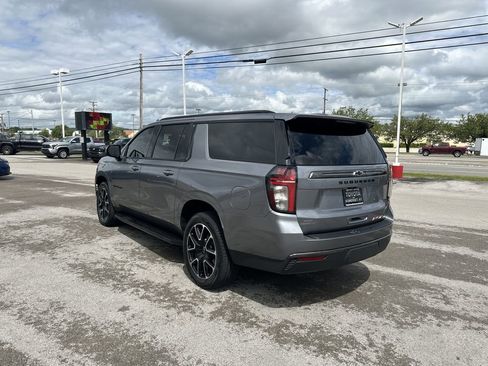 Used 2021 Chevrolet Suburban RST w/ Luxury Package AWD/4WD image 5
