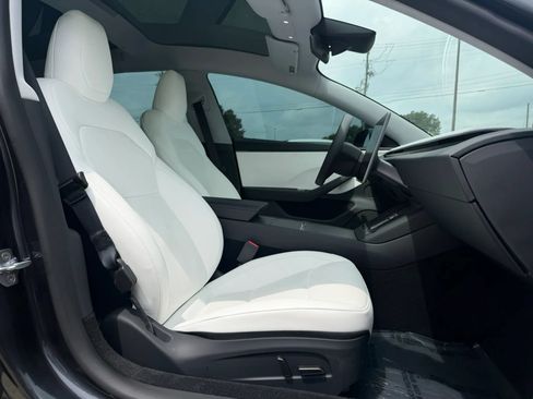 Used 2026 Tesla Model 3 AWD/4WD image 19