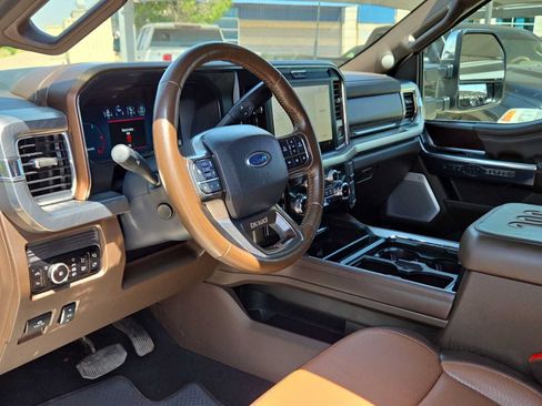Used 2025 Ford F350 King Ranch w/ Chrome Package AWD/4WD image 10