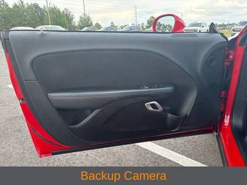 Used 2022 Dodge Challenger SXT RWD image 3
