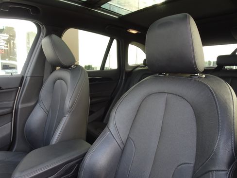 Used 2018 BMW X1 xDrive28i AWD/4WD image 10
