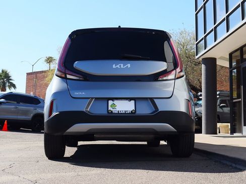 Used 2024 Kia Soul LX w/ Option Group 015 image 12