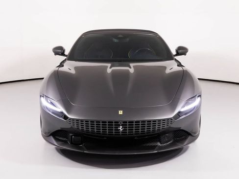 Used 2025 Ferrari Roma Spider RWD image 8