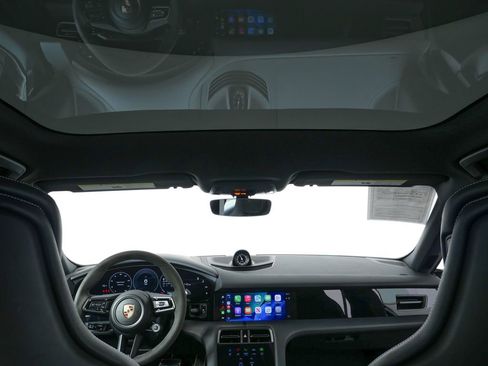 Certified 2025 Porsche Taycan 4S AWD/4WD image 17