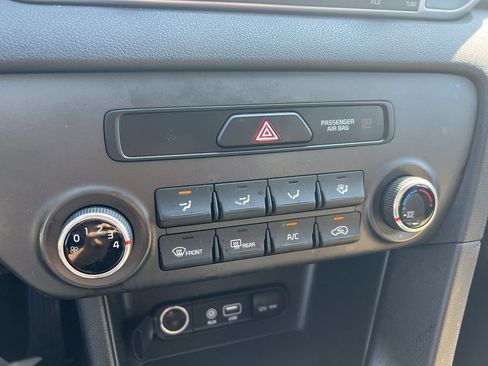 Used 2017 Kia Sportage LX FWD image 29
