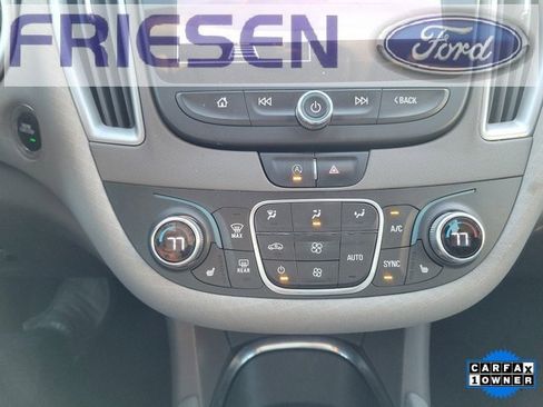 Used 2022 Chevrolet Malibu LT image 20