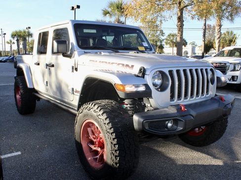 Used 2022 Jeep Gladiator Rubicon w/ Trailer Tow Package image 7