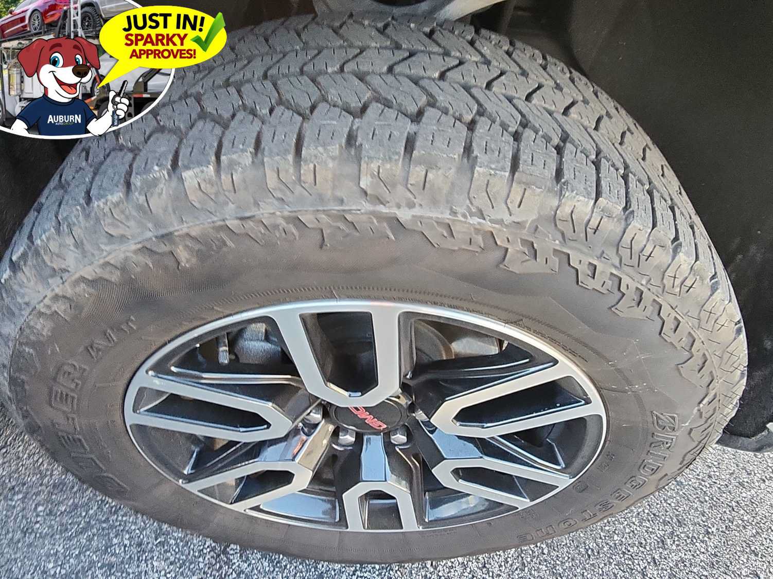 Used 2022 GMC Sierra 1500 AT4 w/ AT4 Premium Package AWD/4WD image 7