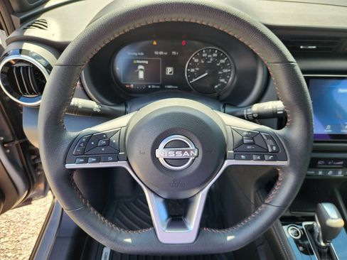 Certified 2023 Nissan Kicks SR FWD image 9