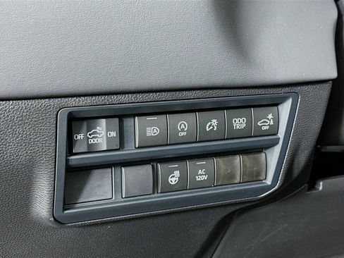 New 2026 Toyota Tundra Platinum image 10