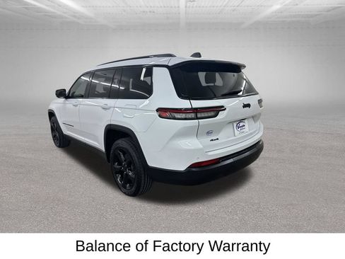 Used 2023 Jeep Grand Cherokee L Laredo AWD/4WD image 10