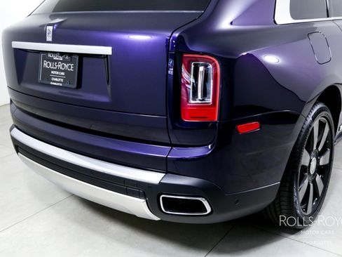 Used 2023 Rolls-Royce Cullinan image 42