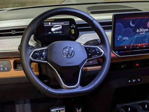 New 2025 Volkswagen ID. Buzz Pro S Plus AWD/4WD image 14