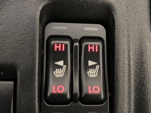 Used 2020 Subaru Crosstrek 2.0i Premium image 17