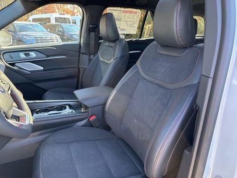 New 2026 Ford Explorer ST w/ Sun And Sound Package image 10