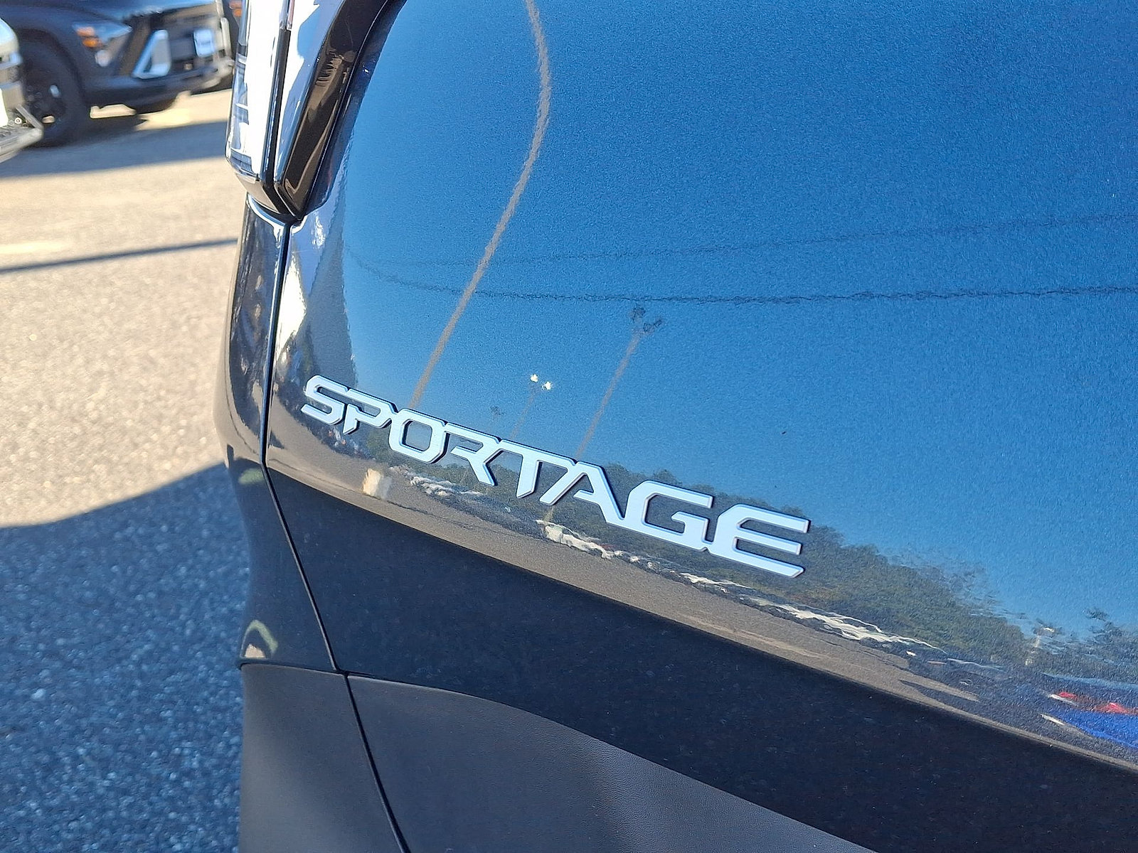 Used 2024 Kia Sportage EX AWD/4WD image 30