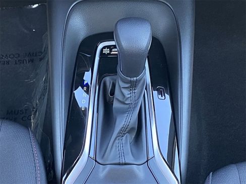 Certified 2026 Toyota Corolla SE w/ SE Package image 23