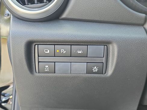 New 2025 Nissan Versa S w/ Trunk Package FWD image 25