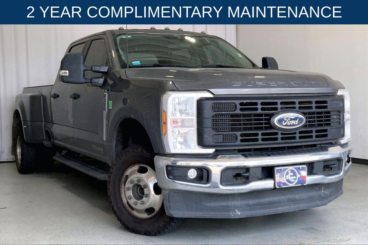 Used 2025 Ford F350 XL AWD/4WD image 1