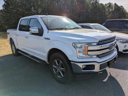 Used 2019 Ford F150 Lariat image 1