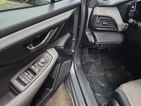 Used 2022 Subaru Outback Premium image 27