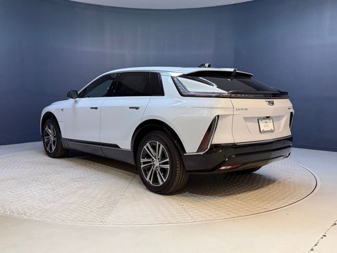New 2026 Cadillac Lyriq Premium Luxury image 3