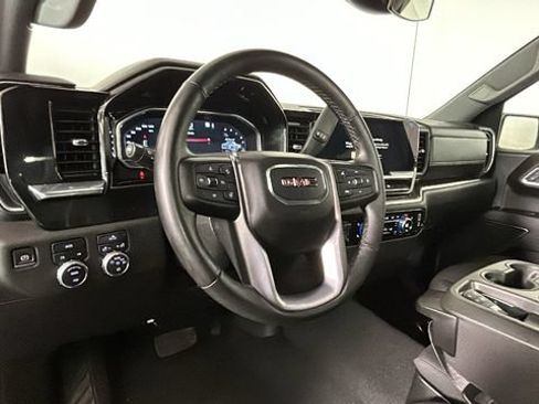 Used 2023 GMC Sierra 1500 Elevation AWD/4WD image 13
