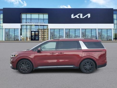 Used 2024 Kia Carnival SX Prestige FWD image 4