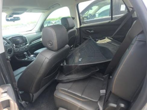 Used 2019 Chevrolet Traverse LT w/ LPO, Floor Liner Package FWD image 8
