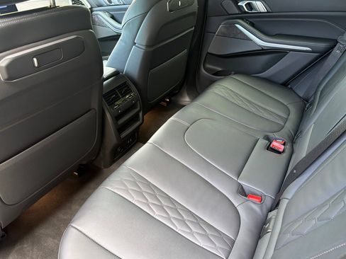 Used 2025 BMW X5 xDrive40i w/ Premium Package AWD/4WD image 15