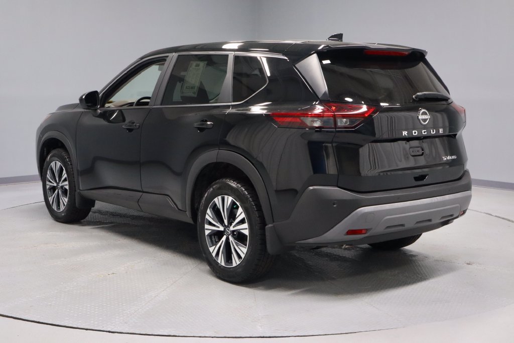 Used 2023 Nissan Rogue SV AWD/4WD image 8