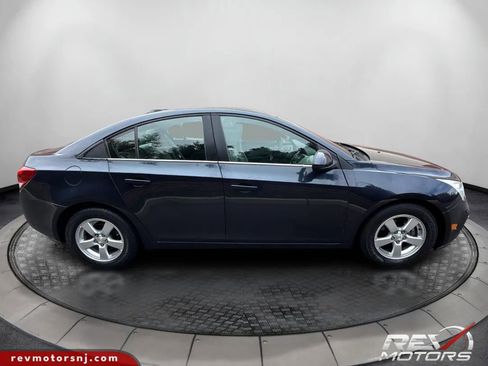 Used 2015 Chevrolet Cruze LT image 6