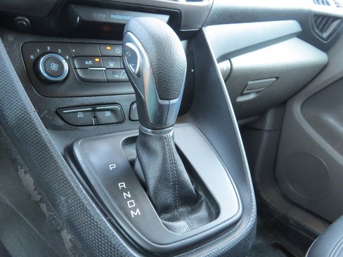 Used 2021 Ford Transit Connect XL image 25